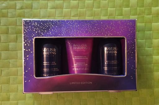  — BAYLIS & HARDING