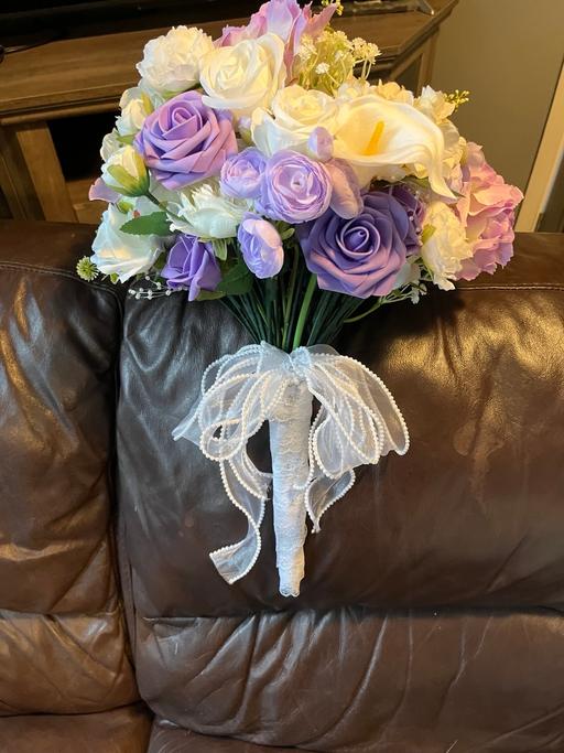  — Wedding bouquet