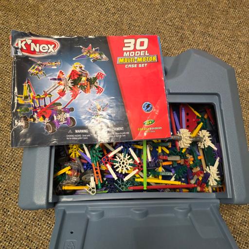  — Knex set