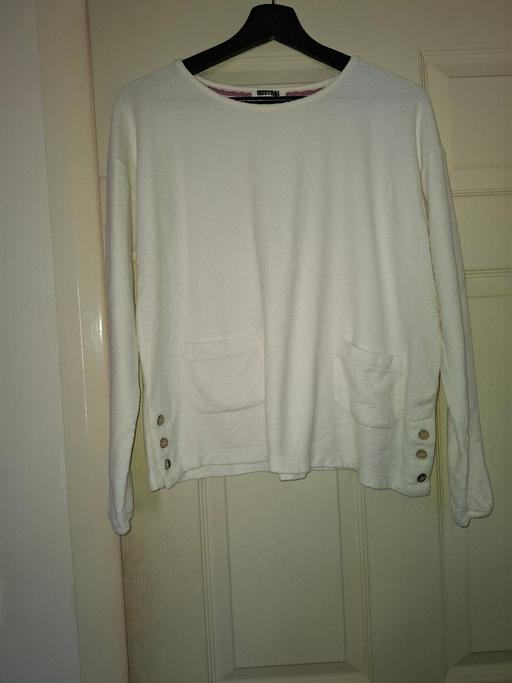  — ladies jumper size 10