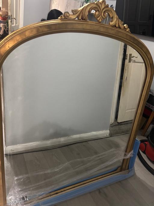  — Vintage Gold Trim Mirror