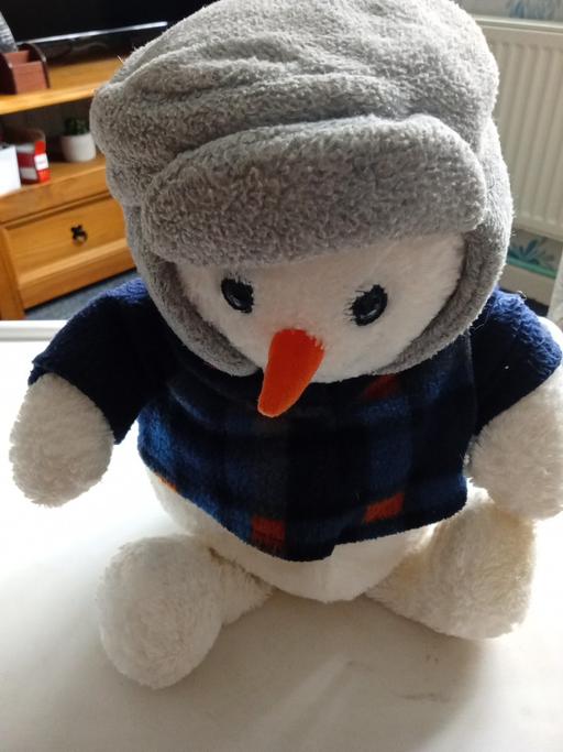  — 16" Soft toy snowman