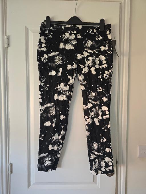  — Primark ladies bottoms- uk12 - bnwt 