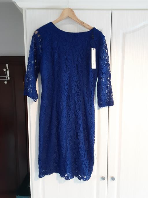  — Ladies Roman Dress