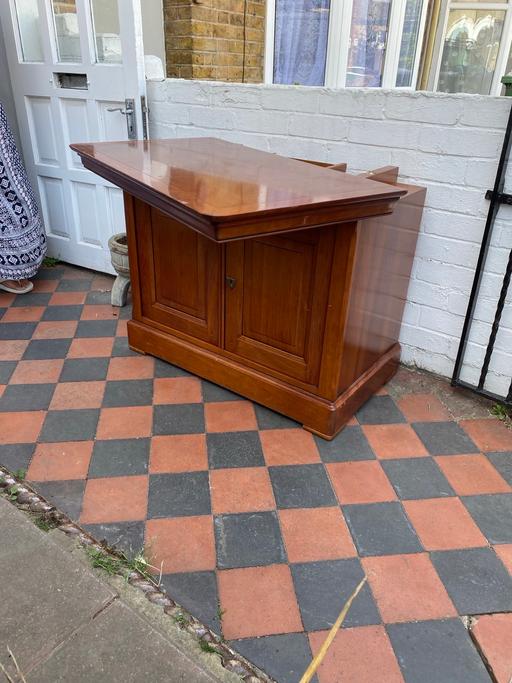 — Rosewood cabinet/tv