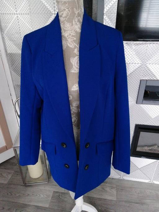  — ladies size *14*