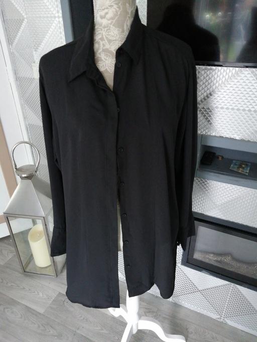  — ladies size *M*