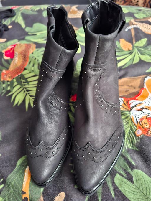  — next cowboy boots