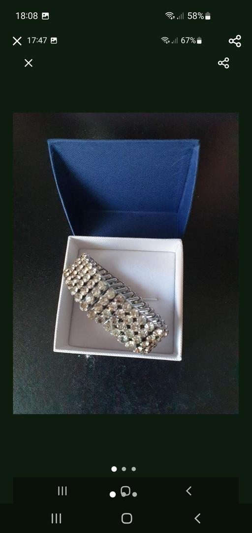  — fashion bracelet