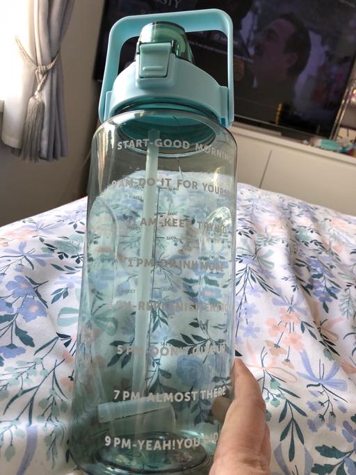  — Jumbo drink bottle