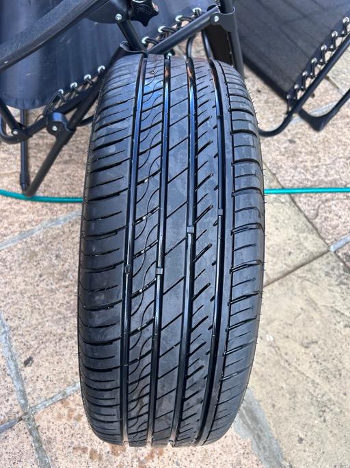  — Peugeot 5008 wheel and alloy