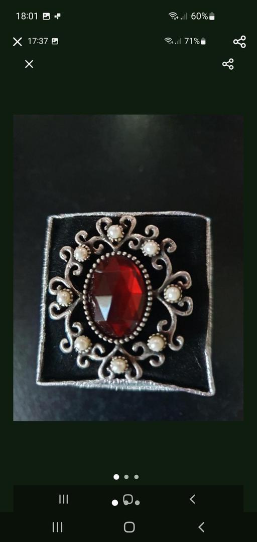  — fashion ring