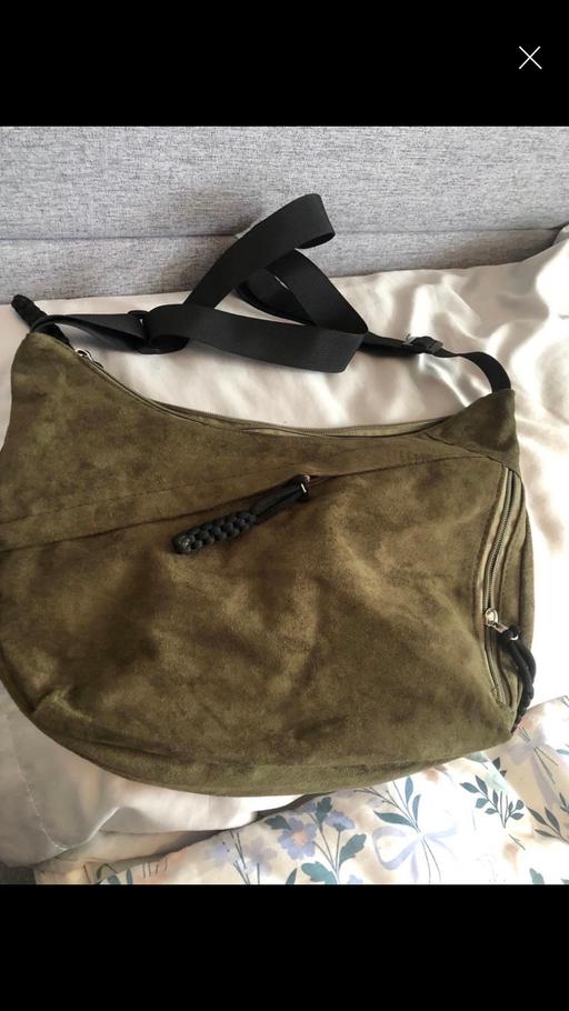  — Bag