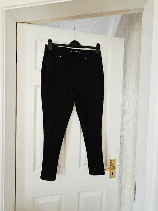  — Next black coloured jeggings, size 14p