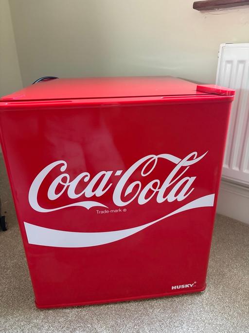  — Husky Coca Cola mini fridge