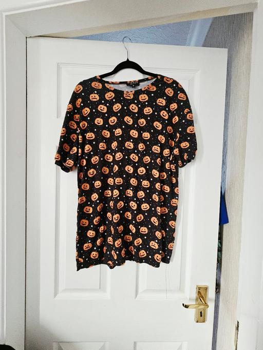  — Halloween pumpkin Tshirt, size 16