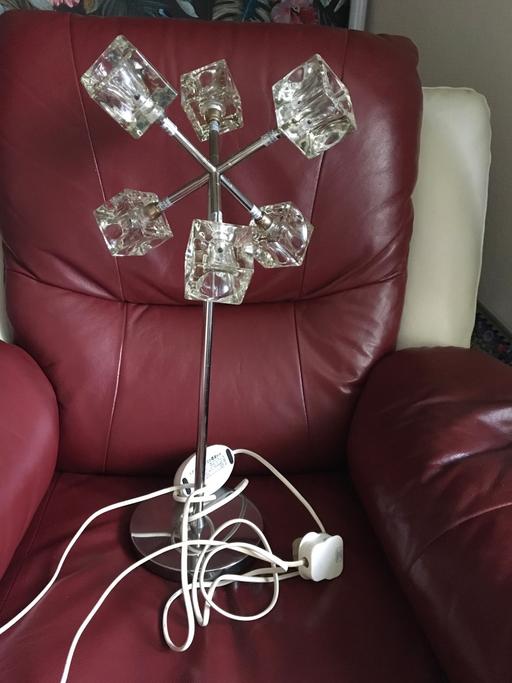  — Table lamp