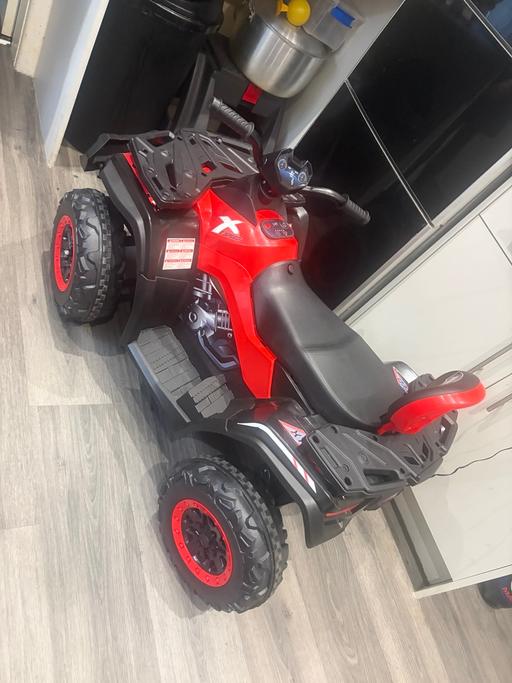  — Quad car charged on electric