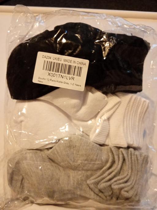  — 12 pairs of kids socks 1-2 Years