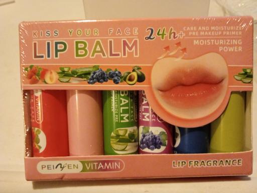  — brand new LIP BALM GIFT SET