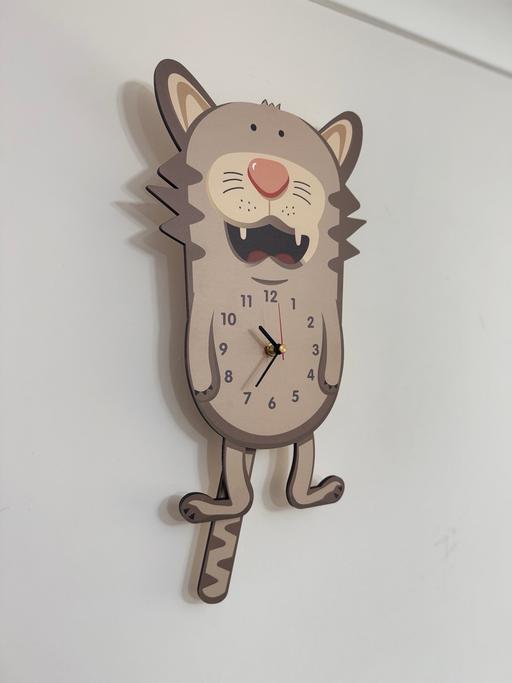  — Kids wall clock Raccoon pendulum tail