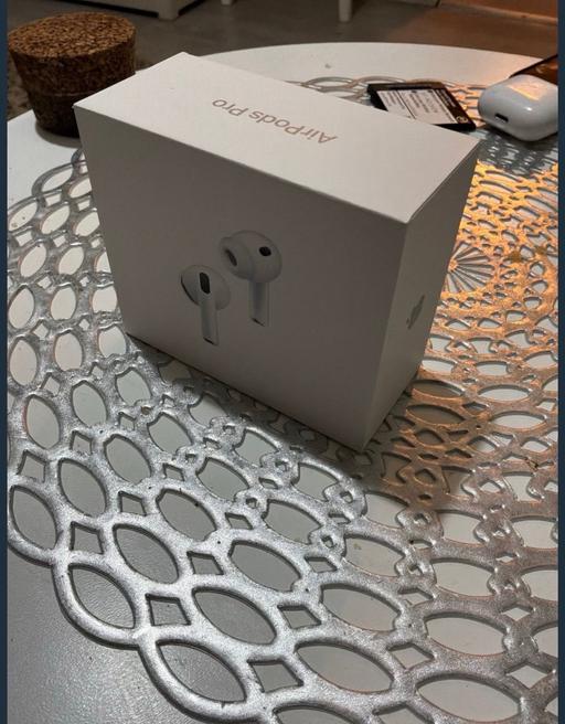  — Apple AirPods Pro 3 (BRAND NEW/SEALED)