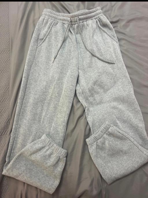  — joggers