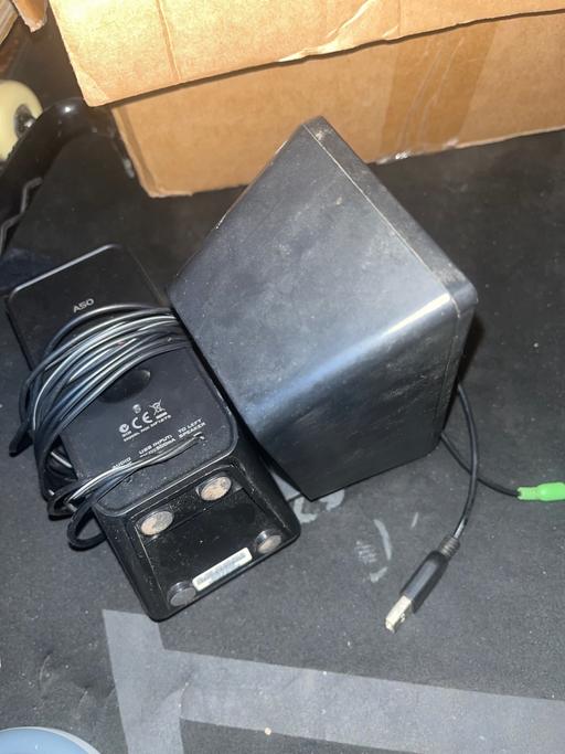  — A dual set of mini sub speakers A50