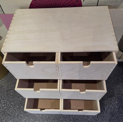  — STORAGE DRAWERS BOX