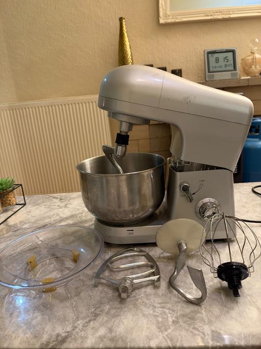  — Cooks professional stand Mixer