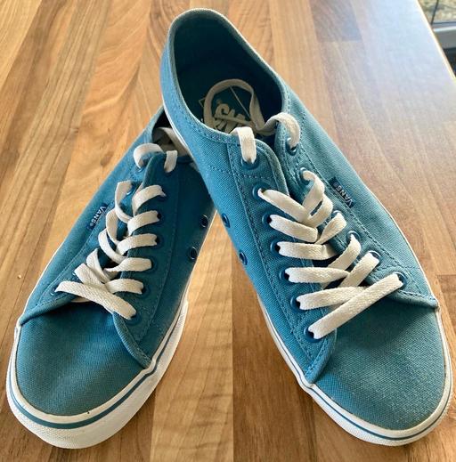  — VANS Blue and White canvas Men’s trainers