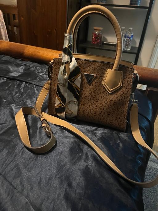  — Women bag