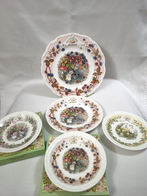  — ROYAL DOULTON BRAMBLY HEDGE SMALL LOT.