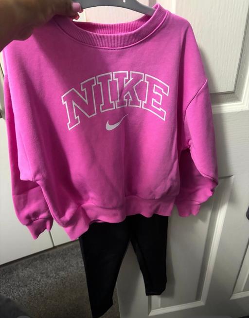  — Nike sweater Nike legging girls