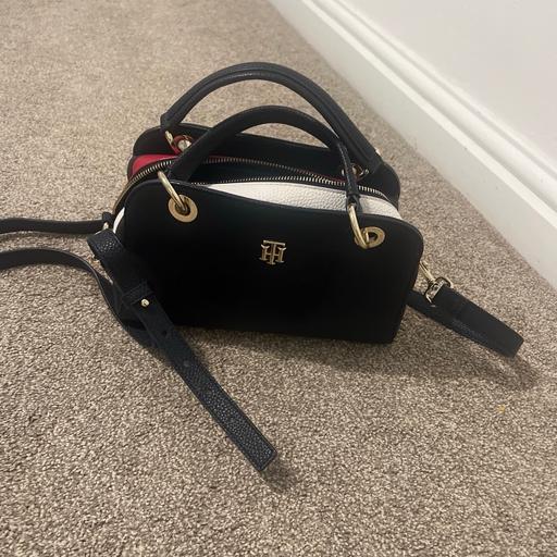  — Women tote bag