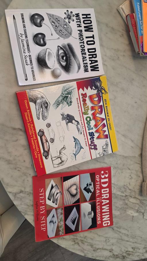  — How to draw books bundle