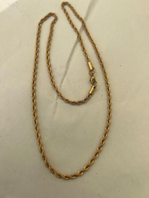  — Vintage necklace