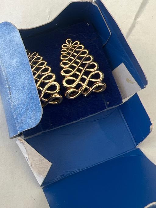  — Vintage Avon earrings