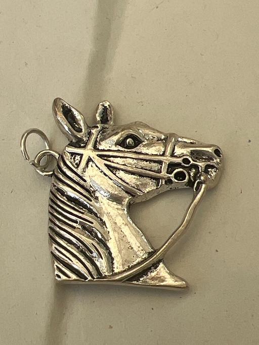  — Horse pendant