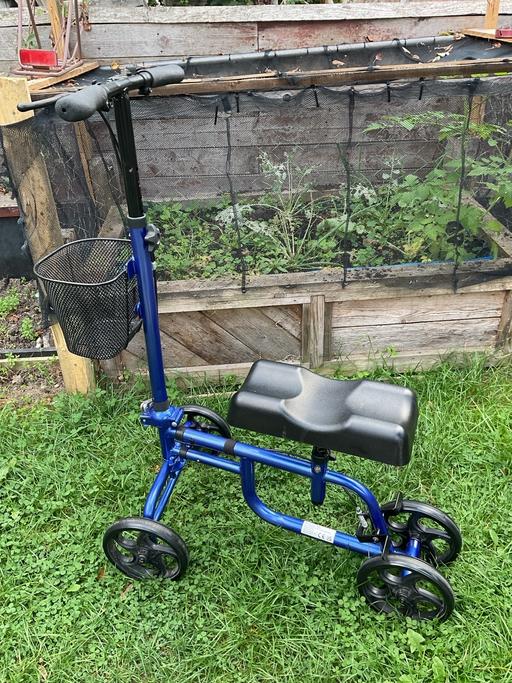  — Knee Scooter padded used once