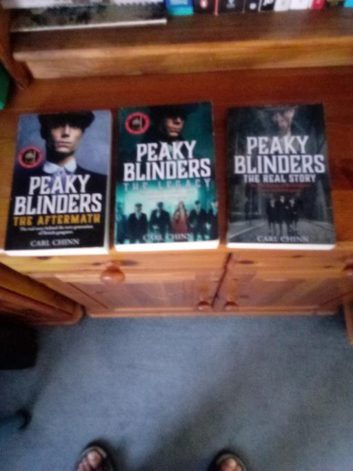 — Peaky Blinders Books(LU33BY)