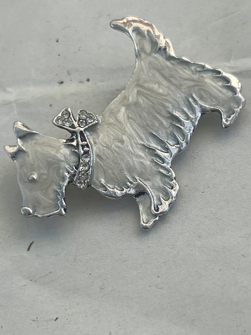  — Lovely dog brooch