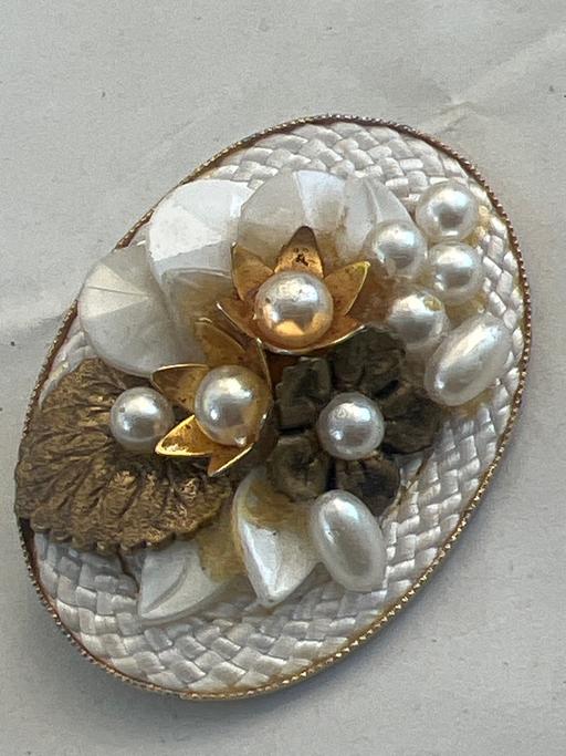  — Vintage brooch