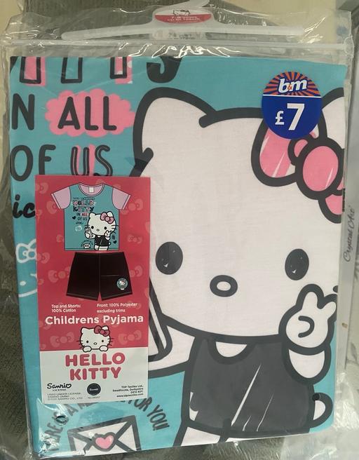  — Hello kitty pyjamas age 7/8 years