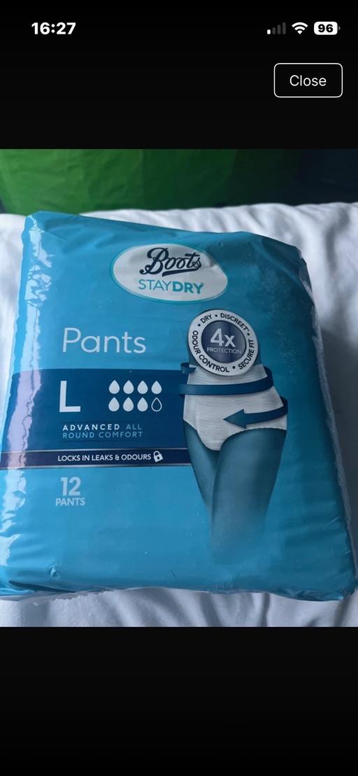  — Boots pants brand new