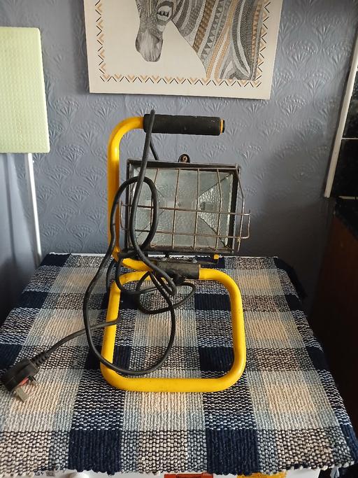 — HALOGEN WORK LIGHT