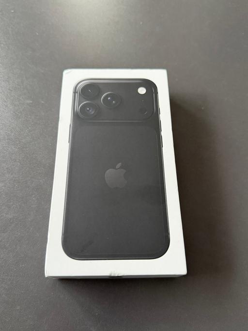  — iPhone 18 Pro 2TB