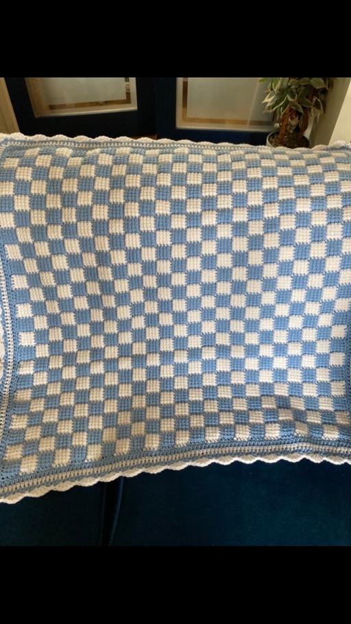  — Gorgeous baby pram blanket