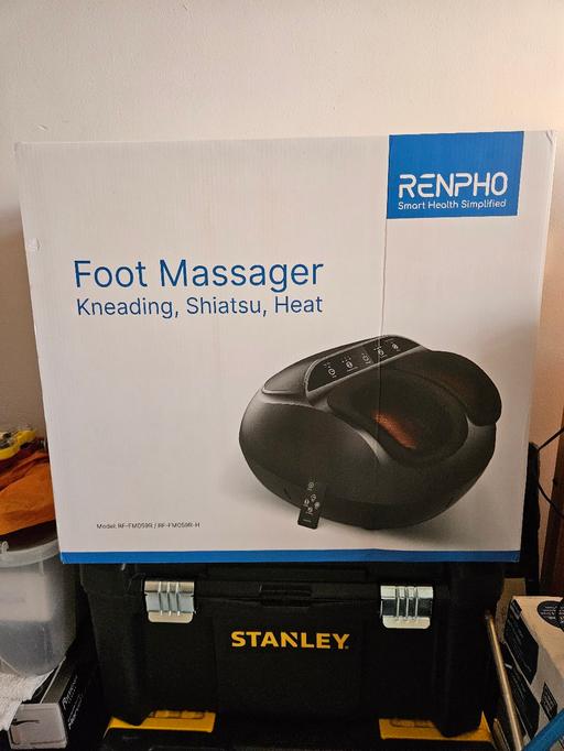  — Renpho Foot Massager with heat