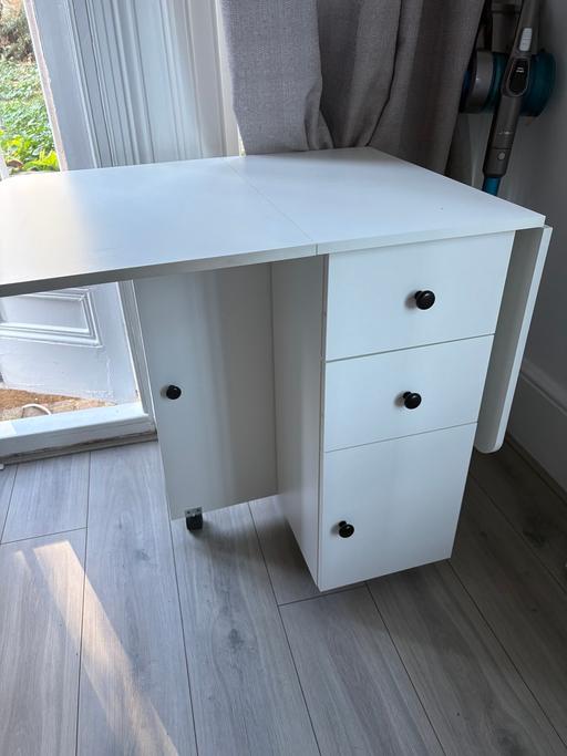  — White folding dining table